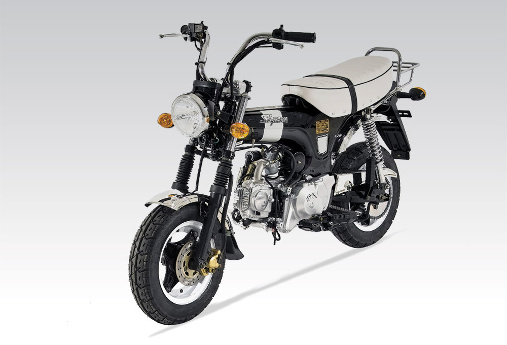 Moto DAX 125 SKYTEAM